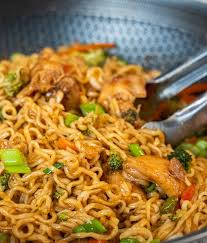 CHICKLICIOUS NOODLES With Chicken