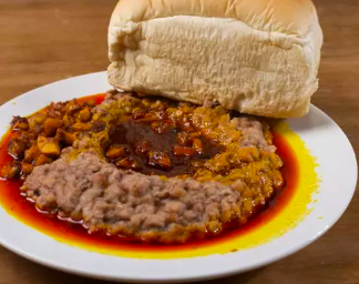 Beans (3) + Bread + Plantain + Beef