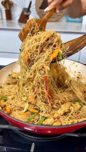 Singapore noodles