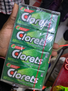 Clorets Mint Flavor ( chewing gum)