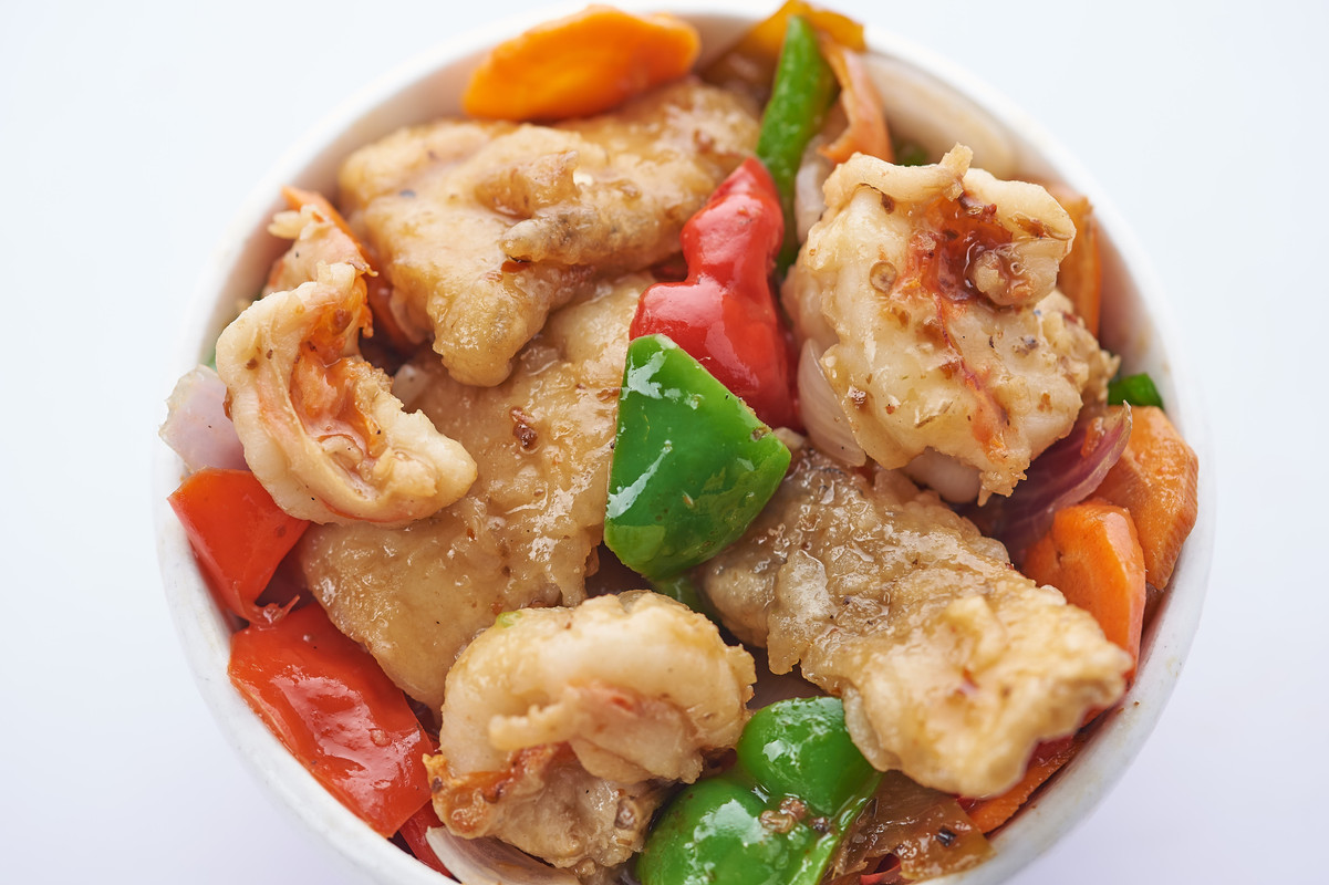 Prawns & Fish Fusion in White Chili