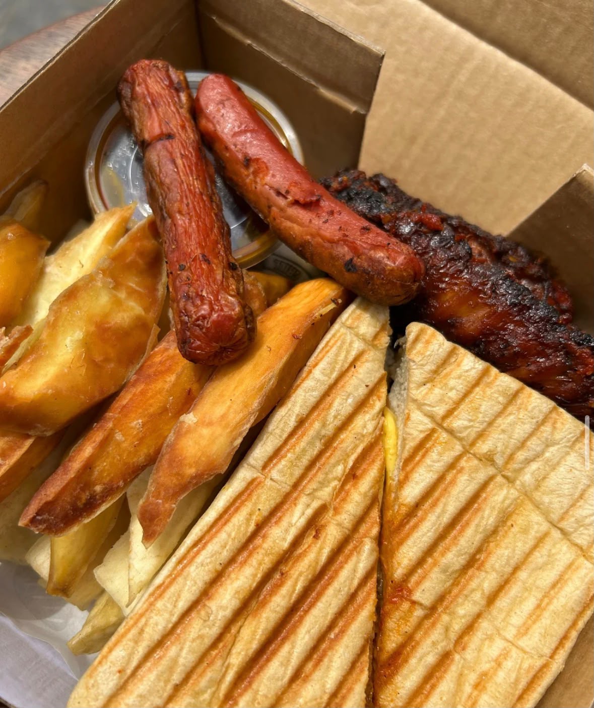 Urban solo feast