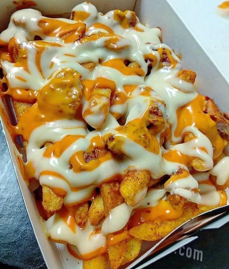 Cheesy loaded fries