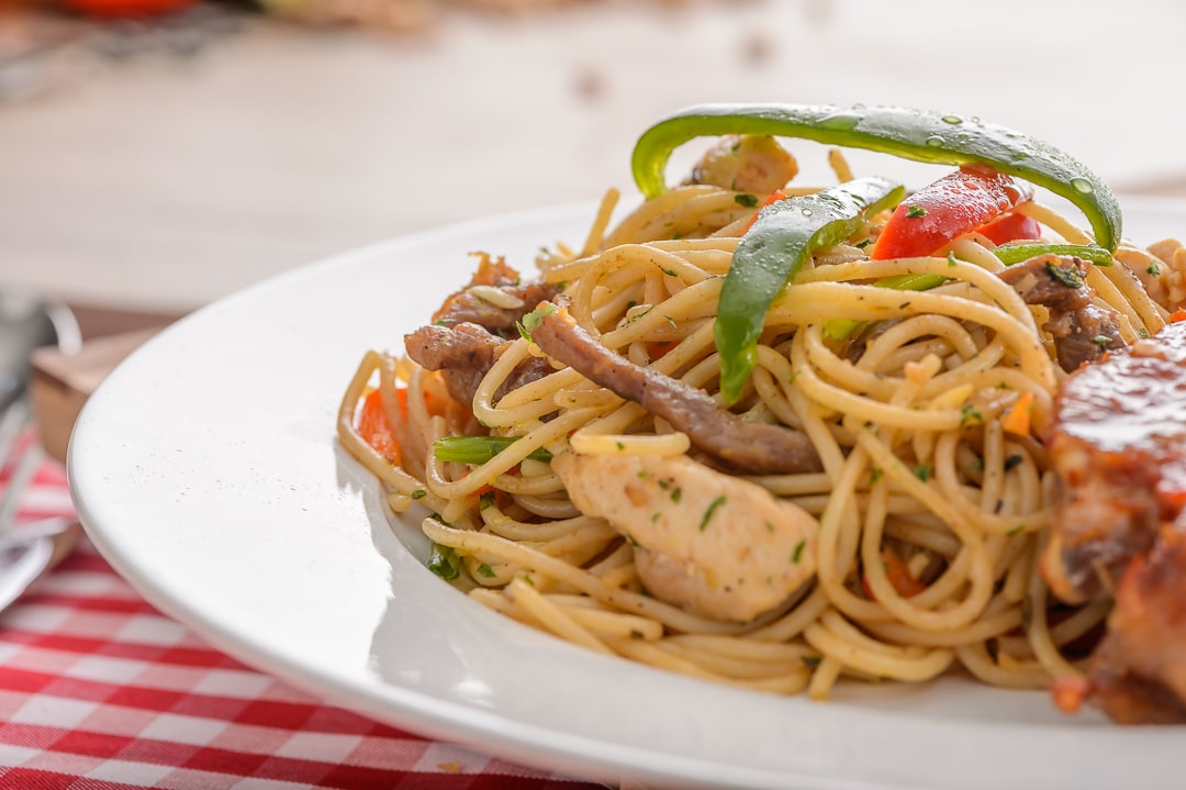 Stir fry spaghetti