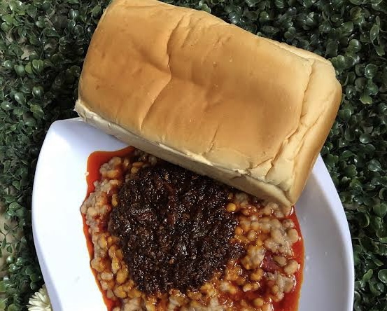 Ewa Agoyin with Bread