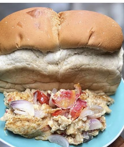 Bread and Egg sauce